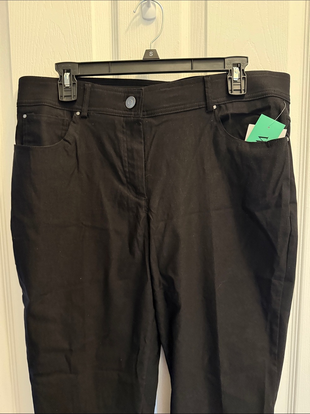 Black Women's Stretch Straight-Leg Pants